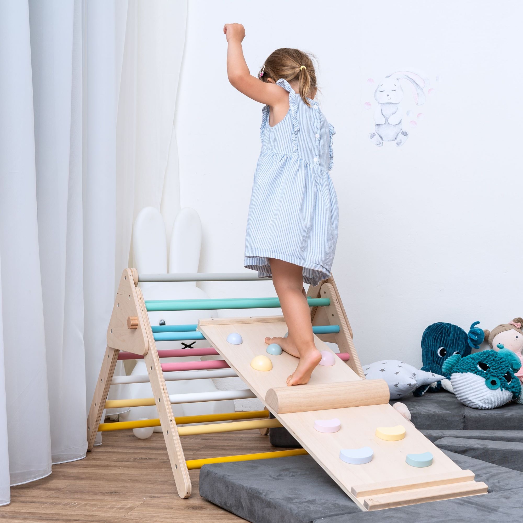 14910_magneticka-mapa-cr-s-obrazky-a-spolecenska-hra--3-v-1